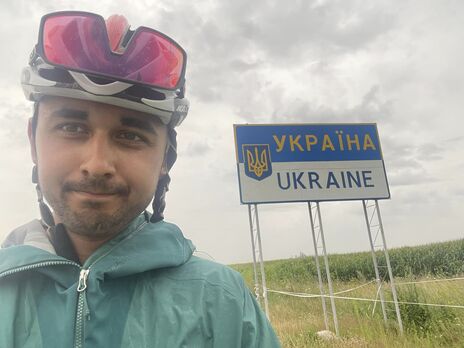 Мэр норвежского города приехал в Украину на велосипеде, по пути собрав для ВСУ более 500 тыс. грн Мэр норвежского города приехал в Украину на велосипеде, по пути собрав для ВСУ более 500 тыс. грн
