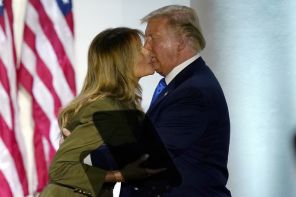 Мировые лидеры реагируют на новость о заболевании Трампа и его супруги COVID-19 Мировые лидеры реагируют на новость о заболевании Трампа и его супруги COVID-19