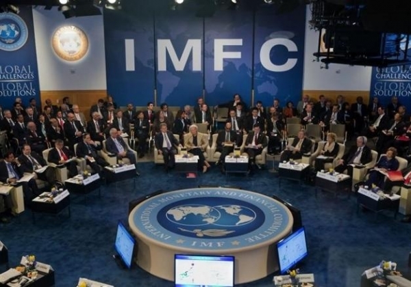 МВФ одобрил выделение 5 миллиардов долларов для Украины МВФ одобрил выделение 5 миллиардов долларов для Украины