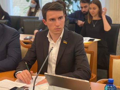 Нардеп от "Слуги народа" внес в декларацию выигрыш почти в 2 млн грн Нардеп от "Слуги народа" внес в декларацию выигрыш почти в 2 млн грн