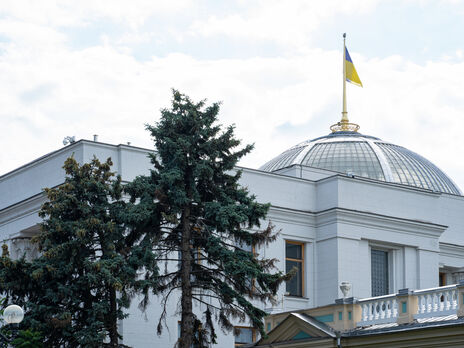 Нардепы призвали НБУ разрешить бизнесу "лишиться балласта" и обменять зависшие на счетах рубли