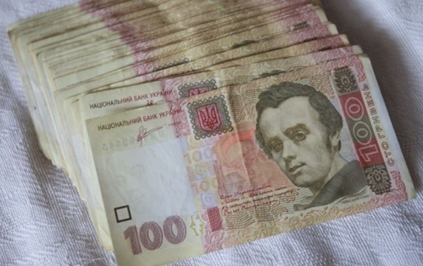 Нардепы проголосовали за выплату помощи безработным: на что выделят деньги Нардепы проголосовали за выплату помощи безработным: на что выделят деньги
