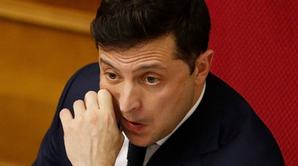 Охрана Зеленского сломала ребро активистке в Днепре - СМИ Охрана Зеленского сломала ребро активистке в Днепре - СМИ