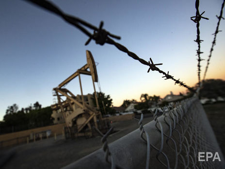 ОПЕК+ договорилась о снижении нефтедобычи, но сделка под угрозой срыва из-за позиции Мексики ОПЕК+ договорилась о снижении нефтедобычи, но сделка под угрозой срыва из-за позиции Мексики