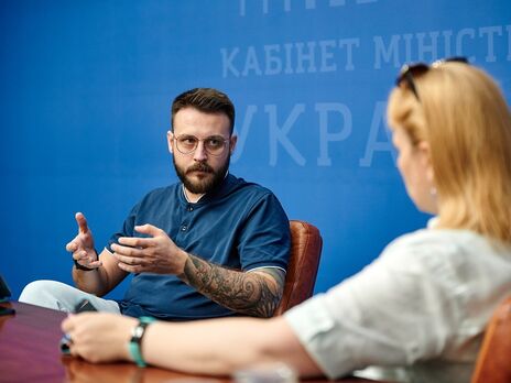 Представитель Минцифры Баник рассказал, получит ли кто-то обещанный миллион за взлом "Дії" Представитель Минцифры Баник рассказал, получит ли кто-то обещанный миллион за взлом "Дії"