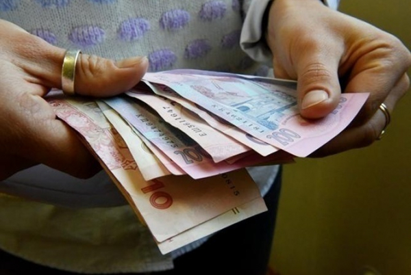 Рада хочет поднять прожиточный минимум: но пенсии и пособия от этого не вырастут 