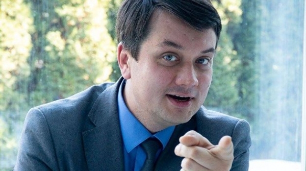 Разумков объяснил, почему рада не избрала Витренко министром энергетики Разумков объяснил, почему рада не избрала Витренко министром энергетики
