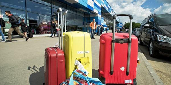 Российской поэтессе запретили въезд на Украину из-за поездки в Крым Российской поэтессе запретили въезд на Украину из-за поездки в Крым