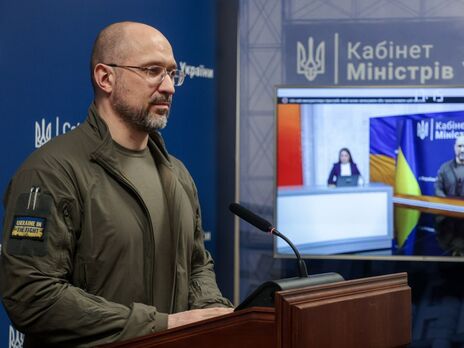 Шмыгаль считает, что тарифы на воду в Украине не должны расти. Он предложил "компромисс", чтобы "не обременять кошельки" граждан Шмыгаль считает, что тарифы на воду в Украине не должны расти. Он предложил "компромисс", чтобы "не обременять кошельки" граждан
