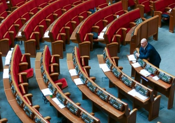 Сколько сэкономит Украина, если ввести локдаун для чиновников Сколько сэкономит Украина, если ввести локдаун для чиновников