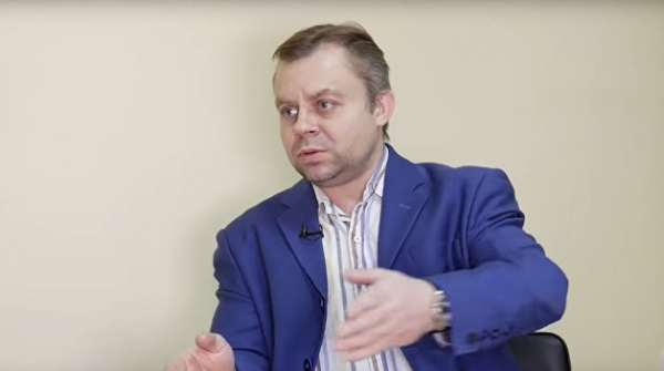 Слободчук о Зеленском: &laquo;Украине подсунули Порошенко в зеленой шкуре&raquo;