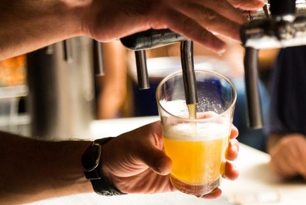 СМИ: бизнес-партнер голландского пивного гиганта Heineken осуществляет поставки в ОРДЛО СМИ: бизнес-партнер голландского пивного гиганта Heineken осуществляет поставки в ОРДЛО