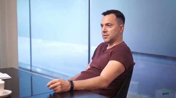 Советник Зеленского объяснил, как &laquo;вернуть Крым Украине за пять минут&raquo;