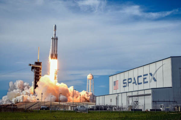 SpaceX привлекла $75 млрд перед историческим выходом на биржу SpaceX привлекла $75 млрд перед историческим выходом на биржу