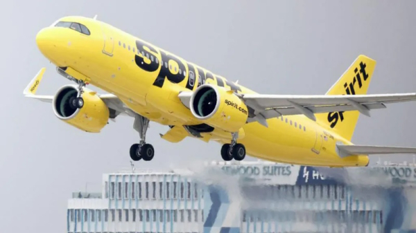 Spirit Airlines прекращает работу после провала переговоров о спасении Spirit Airlines прекращает работу после провала переговоров о спасении