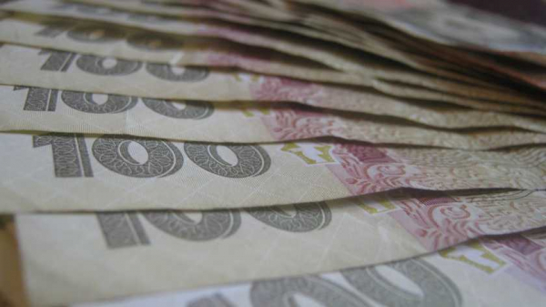 Средняя зарплата в Украине растет, но украинцы массово готовы увольняться, &mdash; исследование