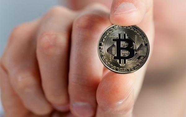 Стоимость биткоина превысила отметку в $27 тысяч Стоимость биткоина превысила отметку в $27 тысяч