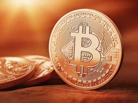 Стоимость биткоина впервые превысила $49 тыс. Стоимость биткоина впервые превысила $49 тыс.