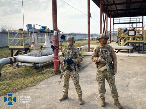 Суд наложил арест на нефтепровод "Прикарпатзахідтранс", который связывают с Медведчуком Суд наложил арест на нефтепровод "Прикарпатзахідтранс", который связывают с Медведчуком