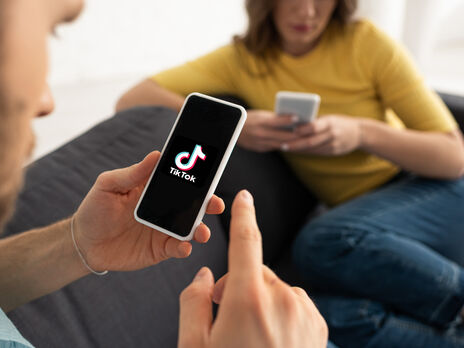 TikTok достиг 1 млрд активных пользователей