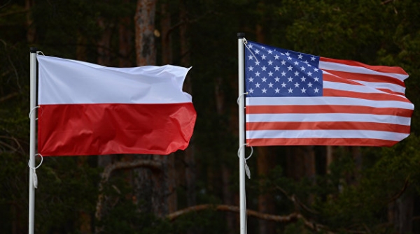Трамп и Дуда подтвердили готовность США и Польши укреплять потенциал сдерживания на восточном фланге НАТО