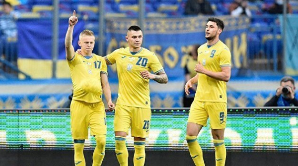 Украина уступила Австрии, но сохраняет шансы на выход в плей-офф ЧЕ Украина уступила Австрии, но сохраняет шансы на выход в плей-офф ЧЕ