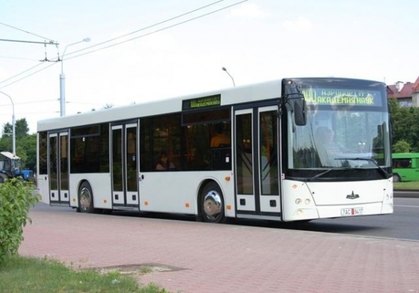 Украина ввела пошлины на автобусы и грузовики из Беларуси - в ответ на недружественные действия 