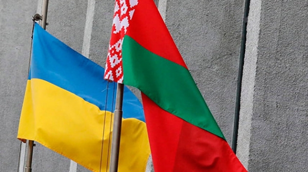 Украина заморозила все контакты с Белоруссией Украина заморозила все контакты с Белоруссией