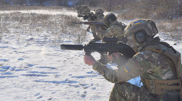 Украинские военные убили двух гражданских в ЛНР