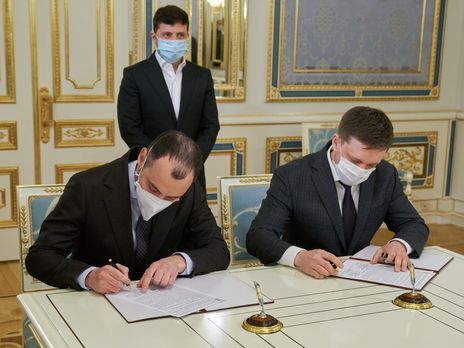 "Укравтодор" привлек на обновление дорог более 5,7 млрд грн под государственные гарантии "Укравтодор" привлек на обновление дорог более 5,7 млрд грн под государственные гарантии