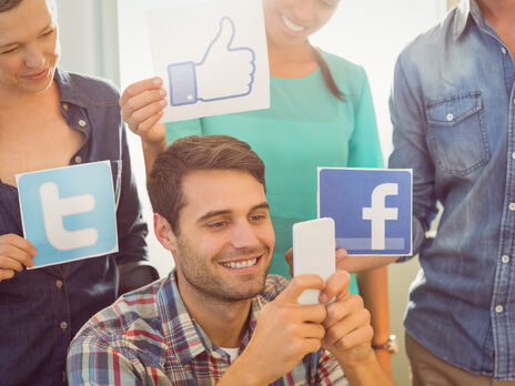 В роботе Instagram, WhatsApp и Facebook произошел сбой В роботе Instagram, WhatsApp и Facebook произошел сбой