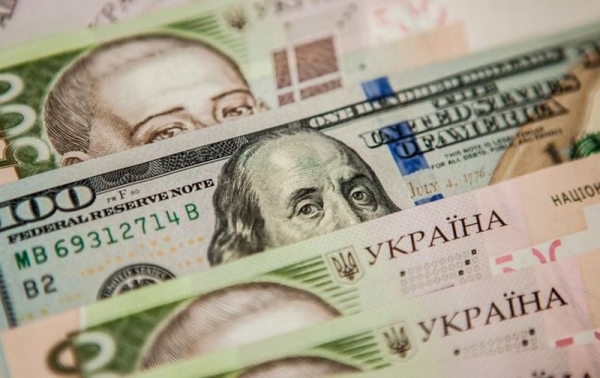 В Украине меняют правила покупки доллара: что изменится для украинцев В Украине меняют правила покупки доллара: что изменится для украинцев