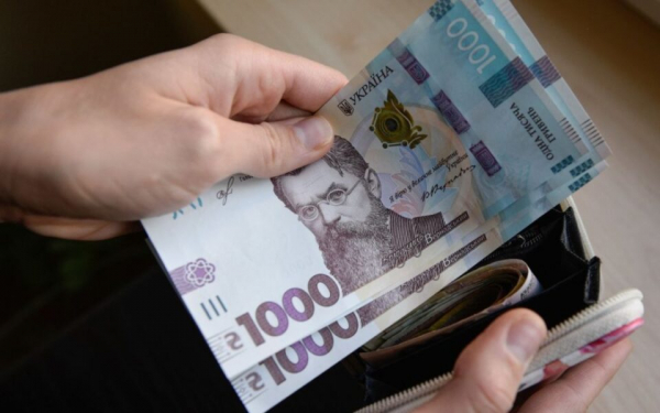 В Украине повысят прожиточный минимум: как изменятся соцвыплаты В Украине повысят прожиточный минимум: как изменятся соцвыплаты
