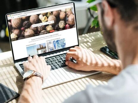 Владелец украинского Depositphotos сократит 500 сотрудников Владелец украинского Depositphotos сократит 500 сотрудников