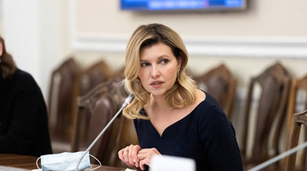 «Вот бы на Донбасс пришел чудесный день»: Зеленская вновь попала под шквал критики «Вот бы на Донбасс пришел чудесный день»: Зеленская вновь попала под шквал критики