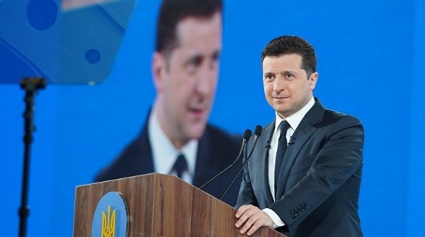 Западноукраинский эксперт сказал, что будет с Зеленским, если он устроит войну в Донбассе Западноукраинский эксперт сказал, что будет с Зеленским, если он устроит войну в Донбассе