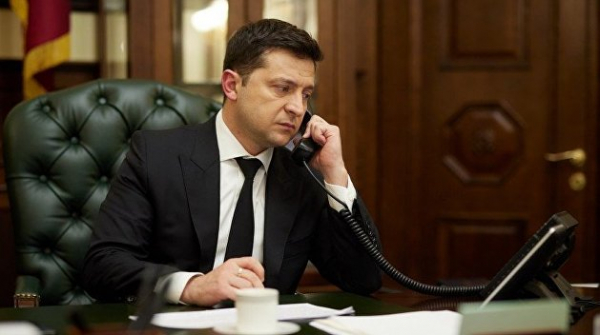 Зеленский допустил проведение на Украине референдума по Донбассу