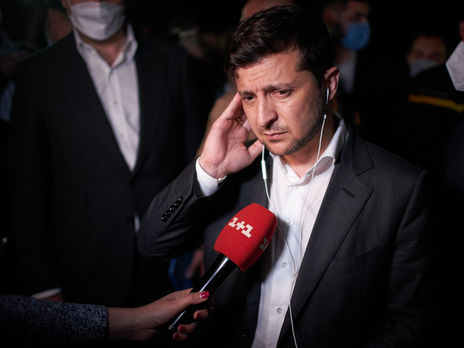 Зеленский о квартирах, которые передают пострадавшим от взрыва на Позняках: Это не бюджетные деньги Зеленский о квартирах, которые передают пострадавшим от взрыва на Позняках: Это не бюджетные деньги