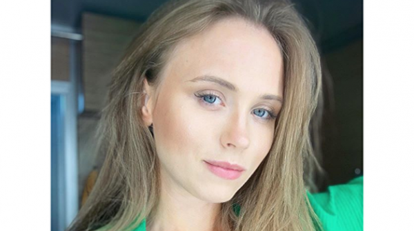 Звезда &laquo;Сватов&raquo; поразила снимком в бикини